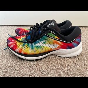 Brooks Launch 5 Running Shoes